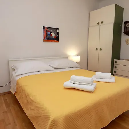 Toncika تروغير